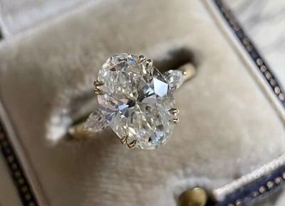 14k Yellow Gold Diamond Ring Oval Cut 2.40 Carat IGI Lab Grown E F VVS 5 6 7 8