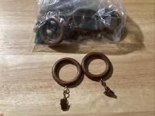 2 1/2 Inch Curtain Clips, Wooden Pack Of 14 New