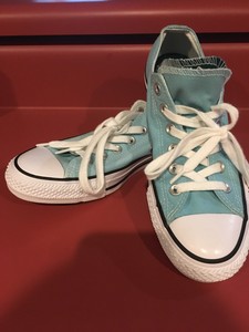 converse azul claro