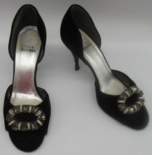 STUART WEITZMAN black velvet peep toe pumps sz 6