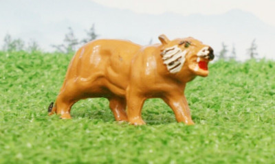 CHARBENS - LEAD FIGURE -  ZOO ANIMAL - INDIAN TIGER - BRITAINS SIZE 869