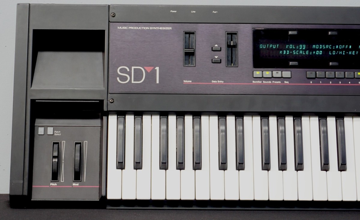 ensoniq SD-1 ジャンク品 s-l1200.jpg