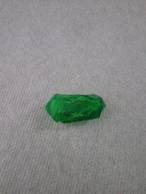 Star Wars Galaxy s Edge Dok Ondar Savi s Workshop Green Kyber Crystal Loose