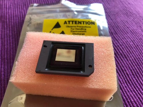 DMD / DLP Chip 1024x768 : 1076-6439B 1076-6038B 1076-6039B 1076-6139B 1076-6339B