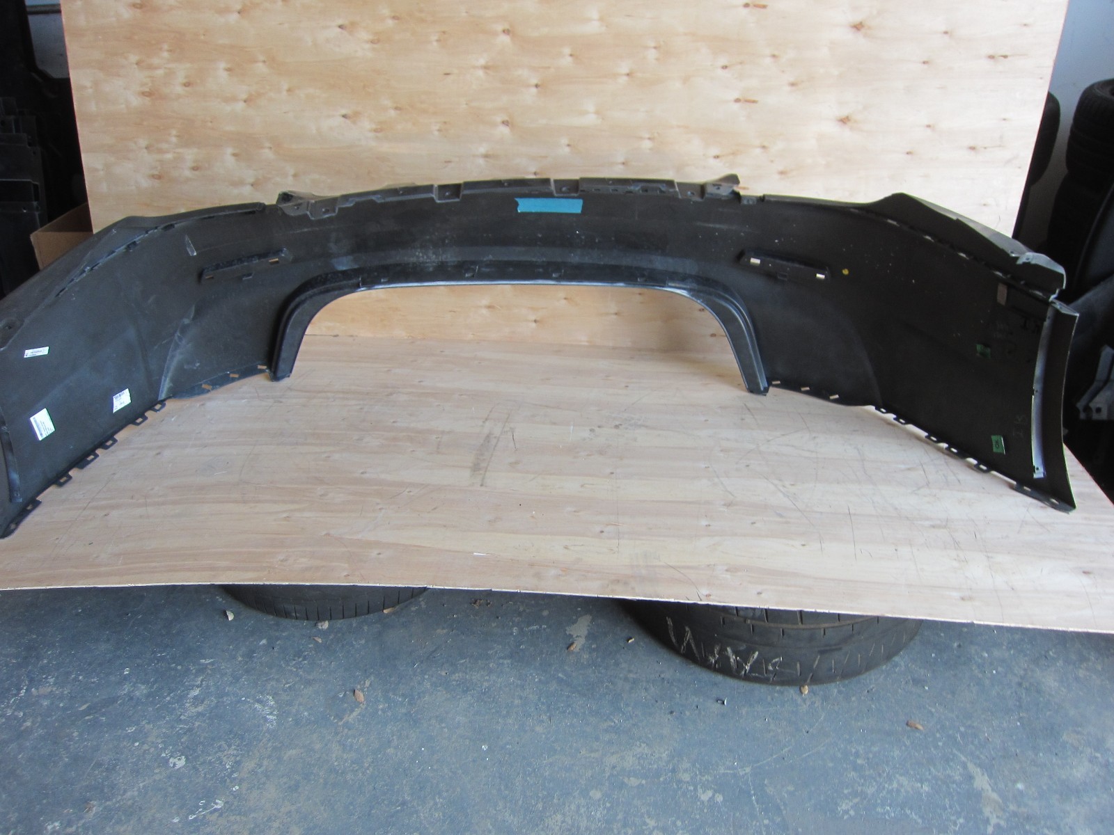 Maserati Ghibli OEM Rear Bumper. Black.. Part# 673004365, 2014-17