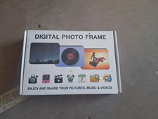 digital photo frame