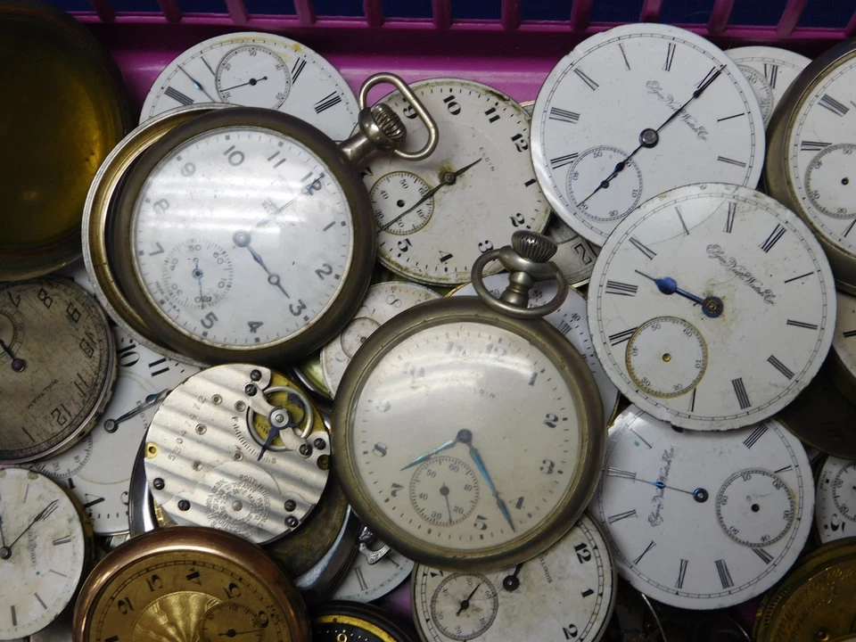 Huge Lot of 50+ Pocket Watch Movements, All for Parts or Repair - Image 2 of 4