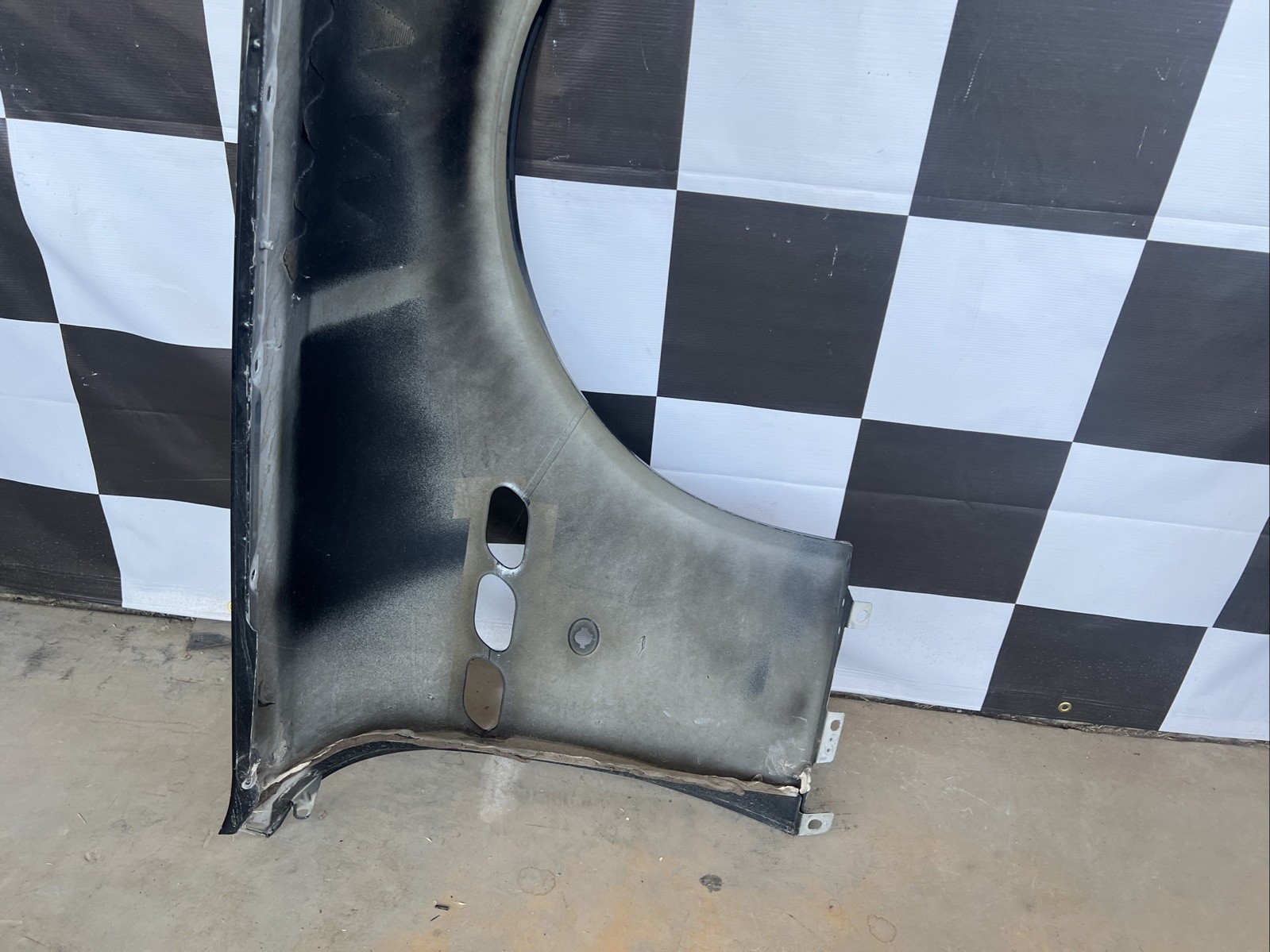 2003 04 05 09 2010 2012 Maserati Quattroporte Left Fender Used Oem