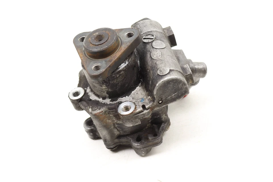 2001-2003 BMW 525I - Power Steering PUMP 1097149 - Image 2 of 4
