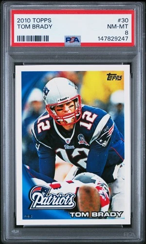 2010 TOPPS #30 TOM BRADY PSA 8