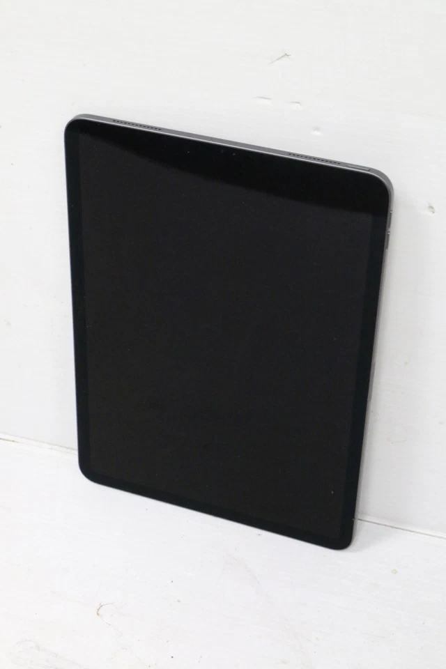 Apple iPad Pro 11 A1980 WiFi Retina MTXP2LL/a Space - FAULTY BLACK SCREEN J112 - Image 3 of 3