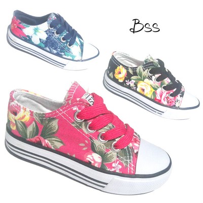 kids canvas shoes