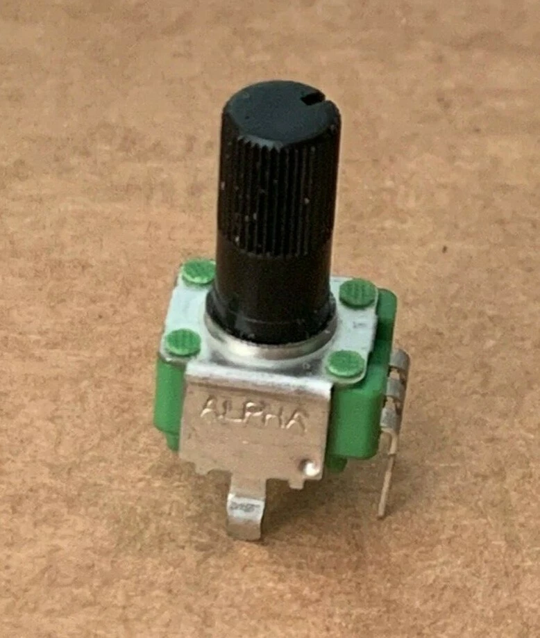 (1PC) TAIWAN ALPHA PC Mount Black Shaft Potentiometer Linear 1K 2090 NOS - Image 2 of 4