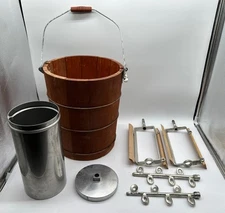 Vtg White Mountain 4Qt Ice Cream Maker Bucket  With Accessories  No Hand Crank