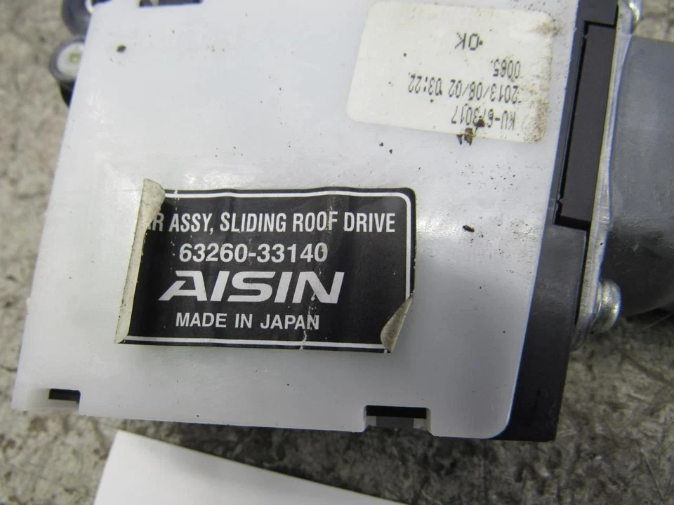 2013 2018 Lexus Es350 Es300H power sunroof un moon roof motor opener OEM gear - Image 4 of 4