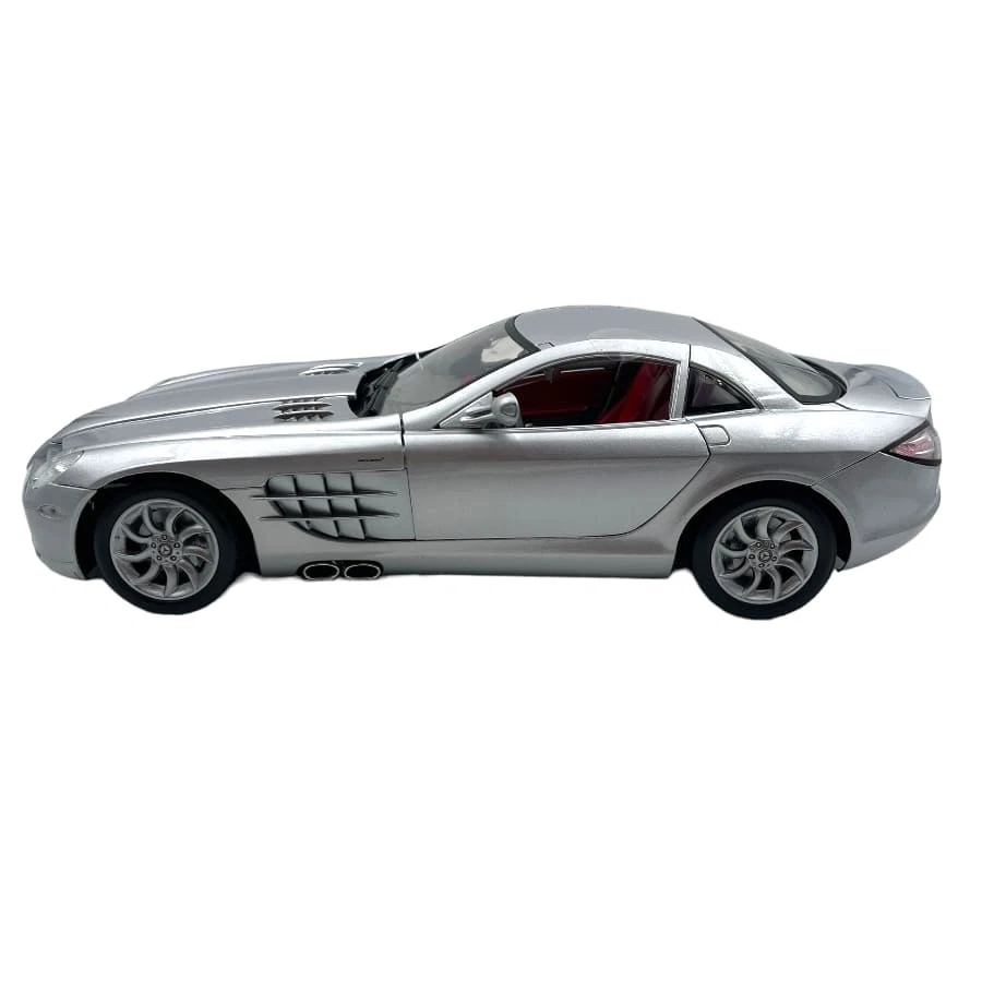 Modellino Auto Motormax 1/12 Mercedes-Benz SLR McLaren Silver - Immagine 4 di 4
