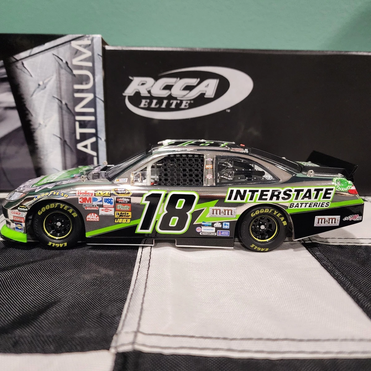 Kyle Busch Diecast Racing Cars 1:24 2011 Vehicle Year for sale | eBay