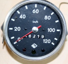 Tachometer Trabant  Oldtimer DDR mit Zubehör 120 km/h Chromring 46219 km