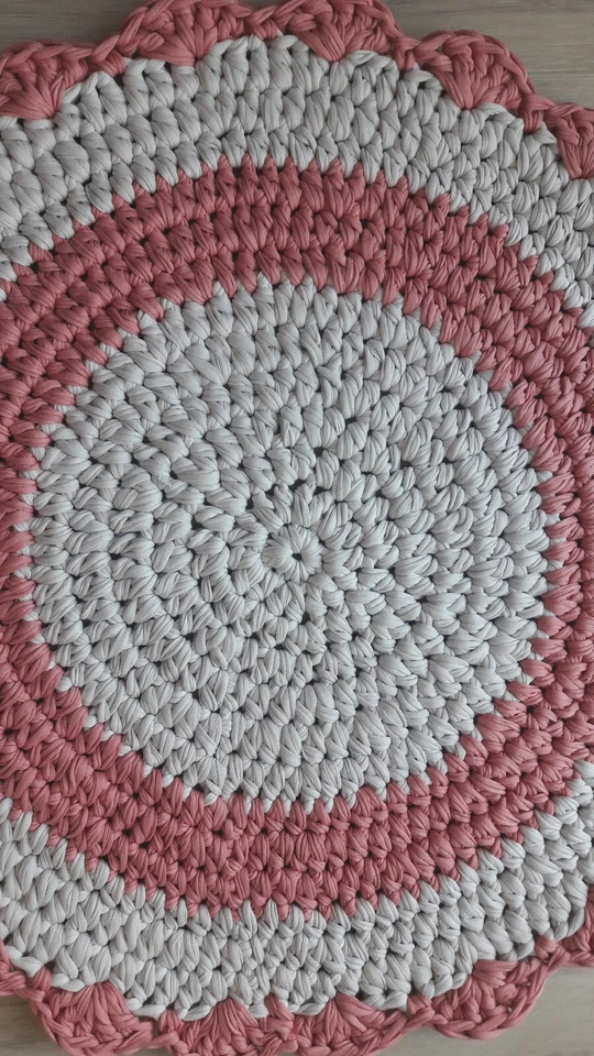 Badvorleger/ Teppich / gehäkelt - Bild 2 von 3