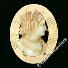 Vintage Retro 14K Rosy Yellow Gold Carved White Shell Fluted Pin Brooch Pendant