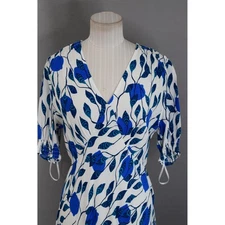 Diane Von Furstenberg Jemma Dress 10 Blue White V Neck Short Sleeve Floral
