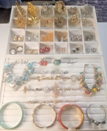 VTG Costume Rhinestones Jewelry Lot 55 Brooches Rings Clip On Earrings Bracelets