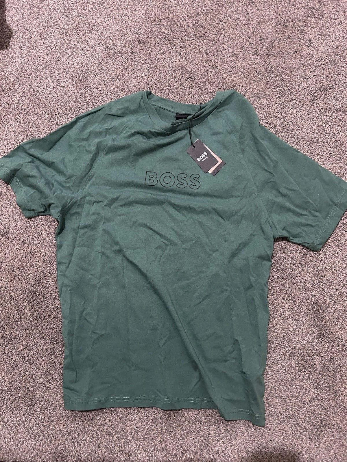 Boss Beach Men's T-Shirt Green Medium