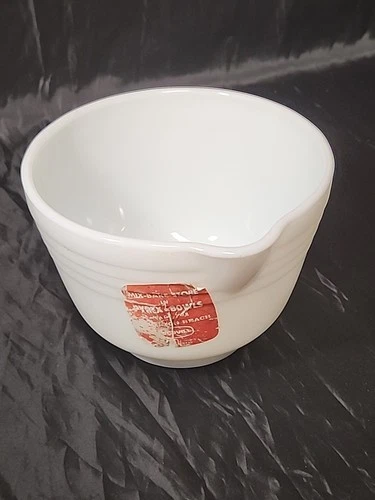 Pyrex Milk Glass Mix-Bake-Store With Spout Bowl For Hamilton Beach