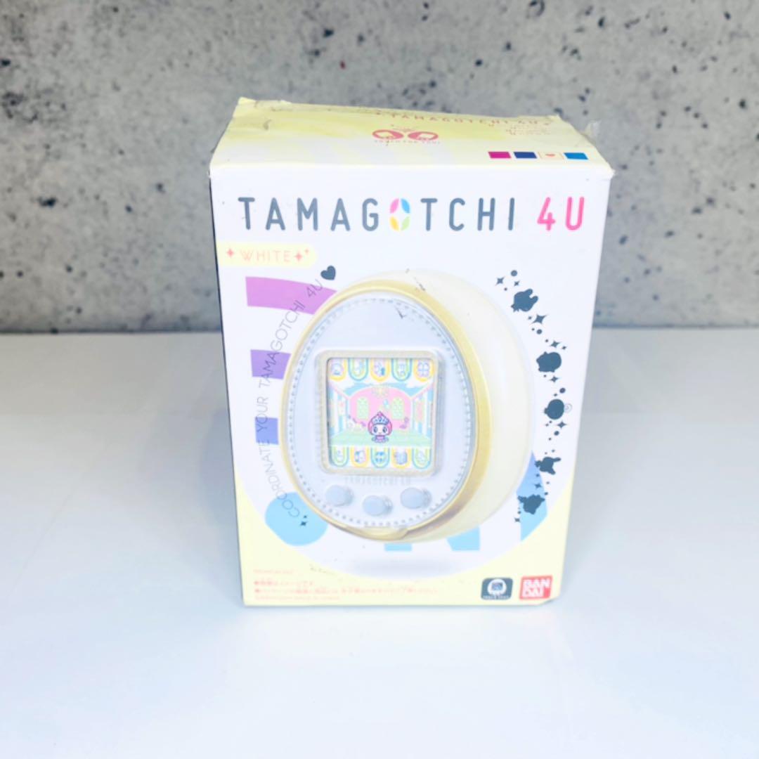Tamagotchi 4U ホワイト 本体 Amazon.co.jp: TAMAGOTCHI 4U WHITE ( Tamagotchi 4U White