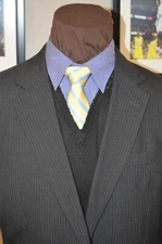 JoS a Bank mens 2btn darker gray beaded stripe wool suit sz 43Long pants 36x33