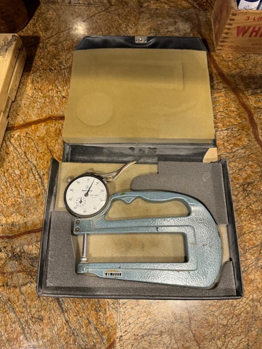 Mitutoyo 7322 Flat Anvil Deep Throat Thickness Gauge 001"-1.000"  Tool