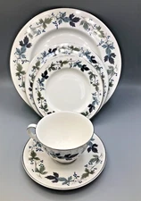 Burgundy by Royal Doulton 5-Piece Place Setting, gently used