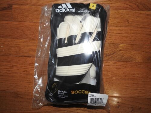 Adidas Soccer Classic Pro Goalie Gloves New Sizes 7 & 8 In Stock - Picture 3 of 6