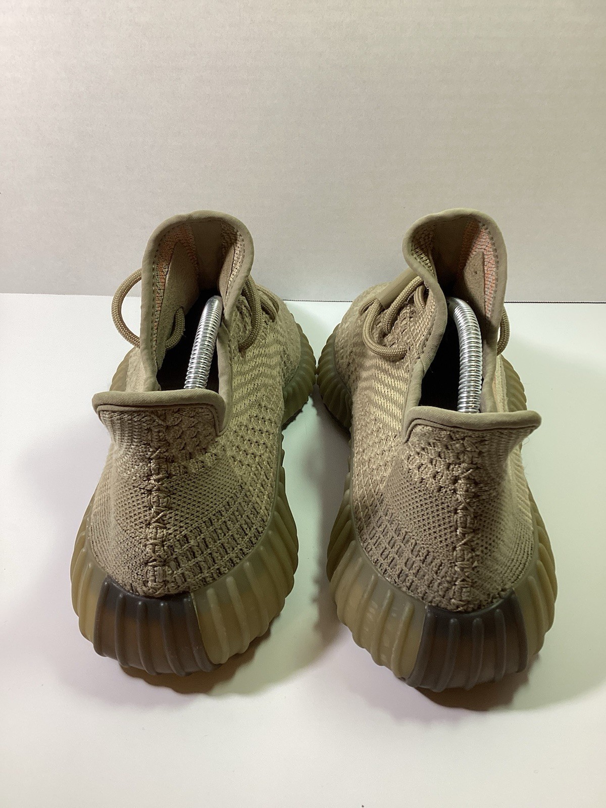 adidas Yeezy Boost 350 V2 Sand Taupe Tan Pink FZ5240 Men's Sneakers thumbnail 4