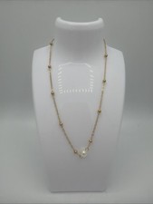 Collier femme perle blanche doré minimaliste élégant