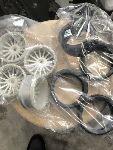 AUTO RC A SCOPPIO scala 1:7 VIPER CON ACCESSORI - Foto 12 di 12