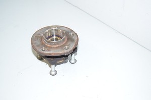 BMW F45 216d Radnabe mit Lager Wheel hub with bearing 8845775 6874443