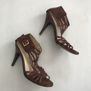 Gap Womens Strappy City Sandals In Leather Cognac | Women shoes sale, Women shoes, City sandals
