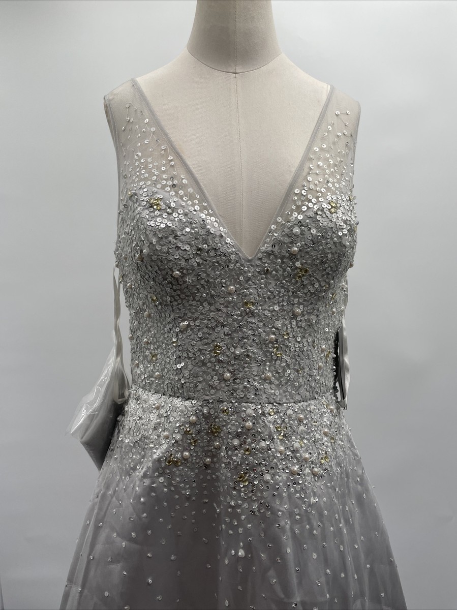 NWT $548 VM COLLECTION V-NECKLINE BEADED LACE APPLIQUE CHAMPAGNE EVENING  GOWN ~8