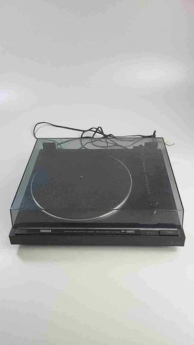 Yamaha P-220 Direct Drive Turntable W/ AT125LC Cartridge / New Belt Installed