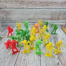 Vintage Tim Mee Toys Plastic Cowboy Indians Marx Plastimarx