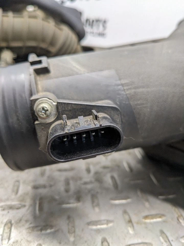 Filtro de aire 2,4 L compatible con 06-10 SOLSTICE 1180023 Foto 3 de 4