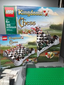 USED LEGO 853373 Chess Castle Kingdoms NO MINIFIGURES
