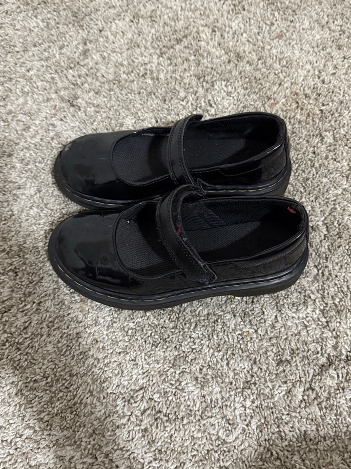 Zapatos Dr. Martens Niñas Talla 12 Maccy Mary Jane Negro Charol Punta Redonda Foto 2 de 4