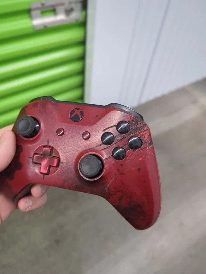 Xbox One S Gears of War 4 Limited Edition crimson red console - Image 2 of 4