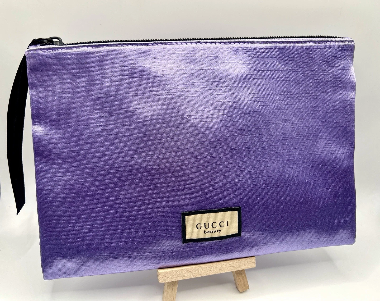 GUCCI Beauty MAKEUP Cosmetic BAG Pouch PURPLE (9.5in x 6in) NEW SEALED AUTHENTIC