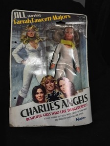 Farah Fawcett Majors 1977 Hasbro Doll. Original Package Fan Club Folder Pics...