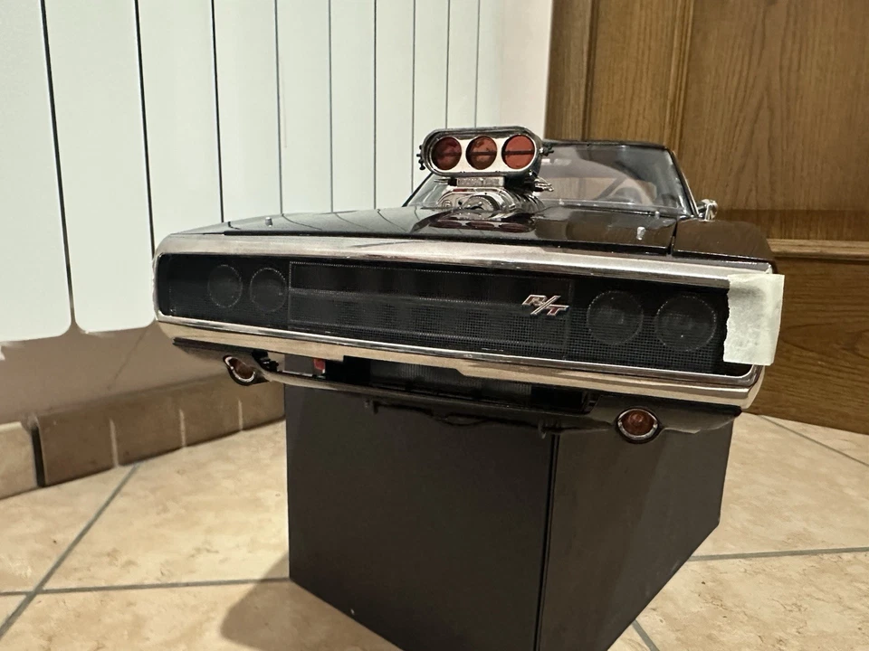 Dodge Charger 1/8 Deagostini - Immagine 2 di 4