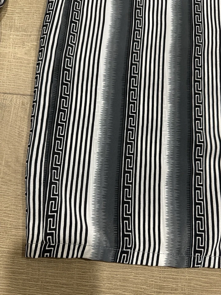 Monzini Greek Key Collection Shirt Men’s 2XL Medusa Print Black White USA VTG - Image 3 of 4