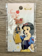 Disney JAPAN Pin Expression Classics Princess Dangled Snow White